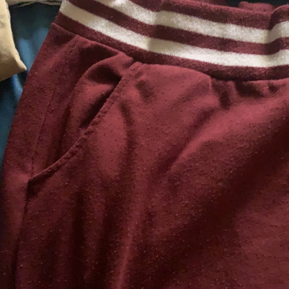 joggers - Picture 3 of 4
